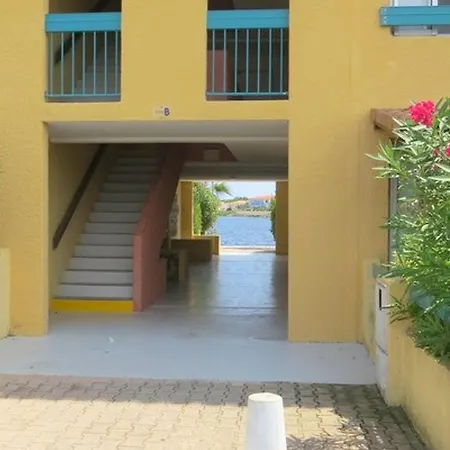 アパート Pour 4 Personnes Avec Parking Au Barcares - Fr-1-529-178 *